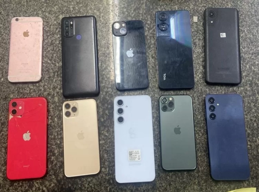 HOMEM É PRESO COM DEZ CELULARES ROUBADOS NO RECIFE