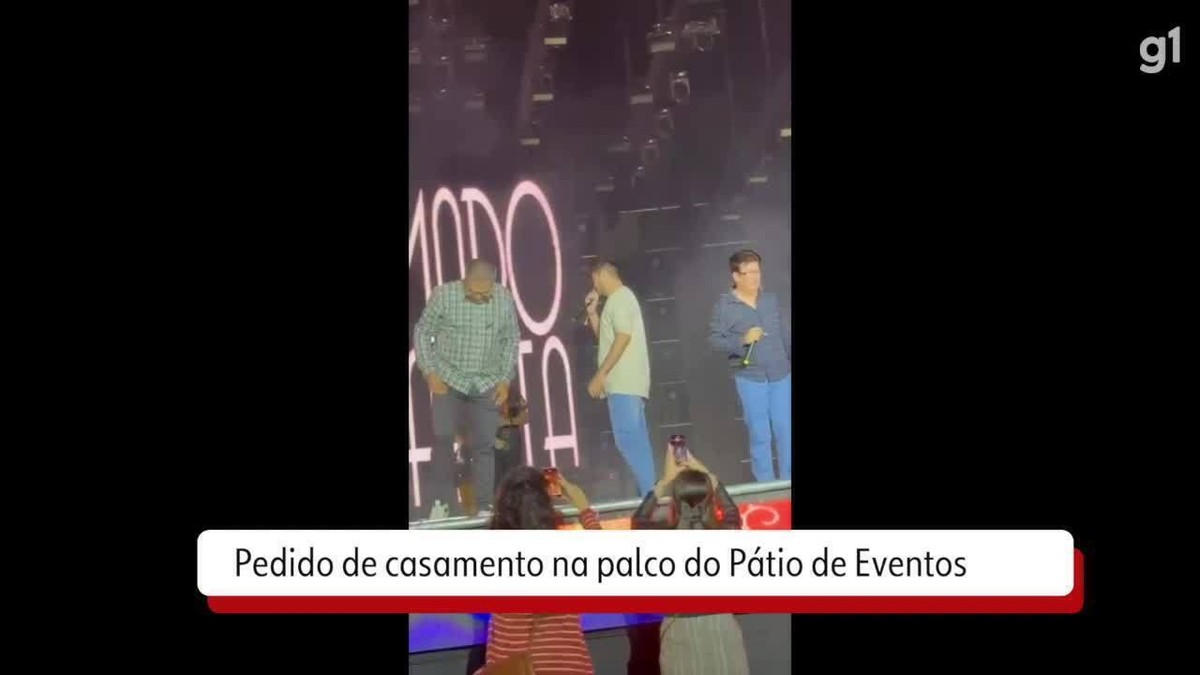 'Estava me tornando noiva do amor da minha vida', diz mulher que foi pedida em casamento no Pátio do Forró, em Caruaru